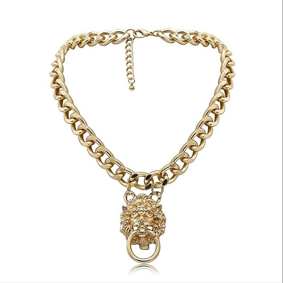 Exaggerated Gold Lion Chain Link Choker Necklace - Picture 4 of 10